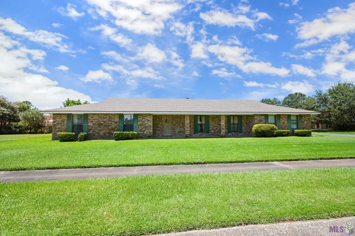 122 Crescent Place Dr, Donaldsonville, LA 70346 - #1