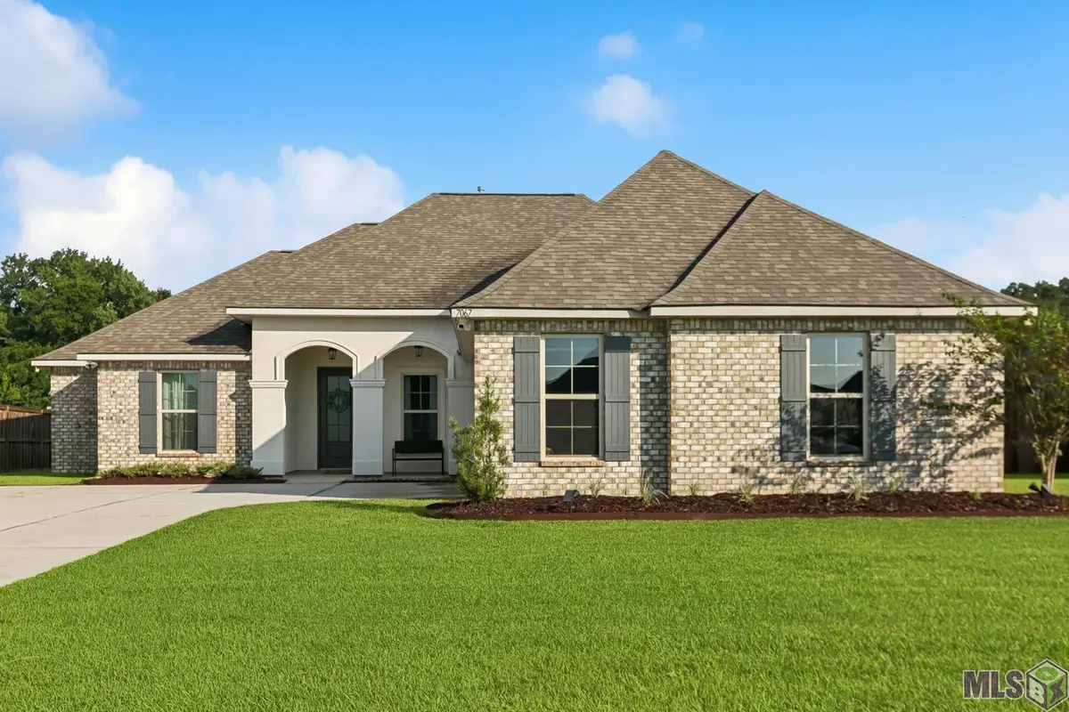 7067 Panama Canal Dr, Gonzales, LA 70737 - #1