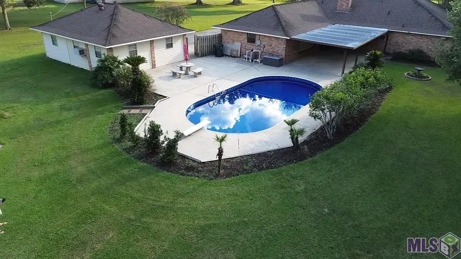 42136 Jamie Rd, Prairieville, LA 70769 - #3