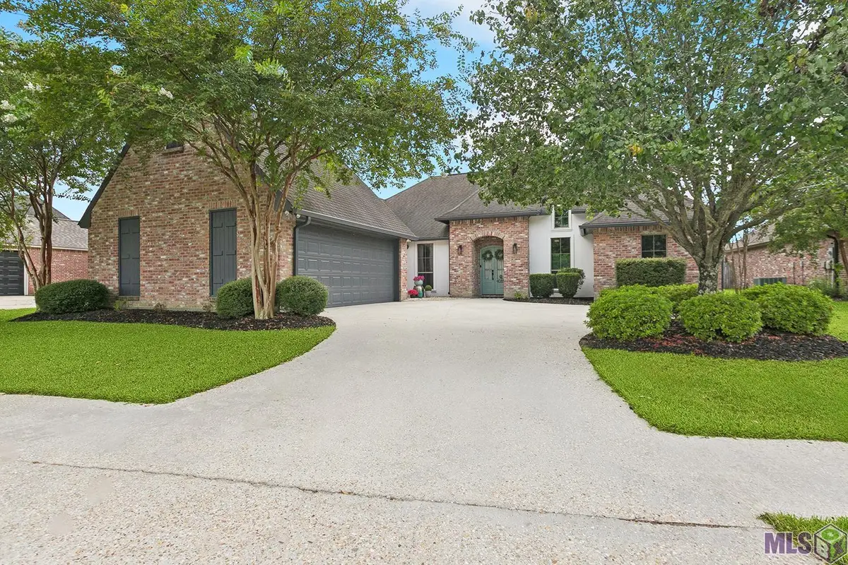 4089 Shady Ridge Dr, Zachary, LA 70791 - #1