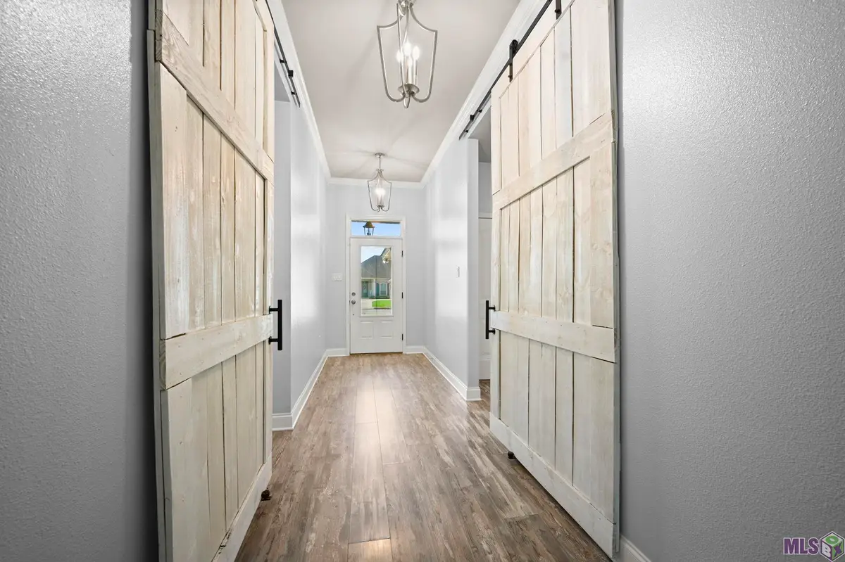 14993 Canyon Hill Dr, Walker, LA 70785 - #1