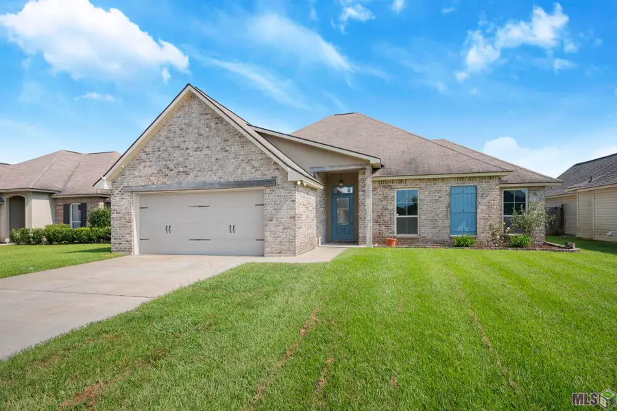 14993 Canyon Hill Dr, Walker, LA 70785 - #2