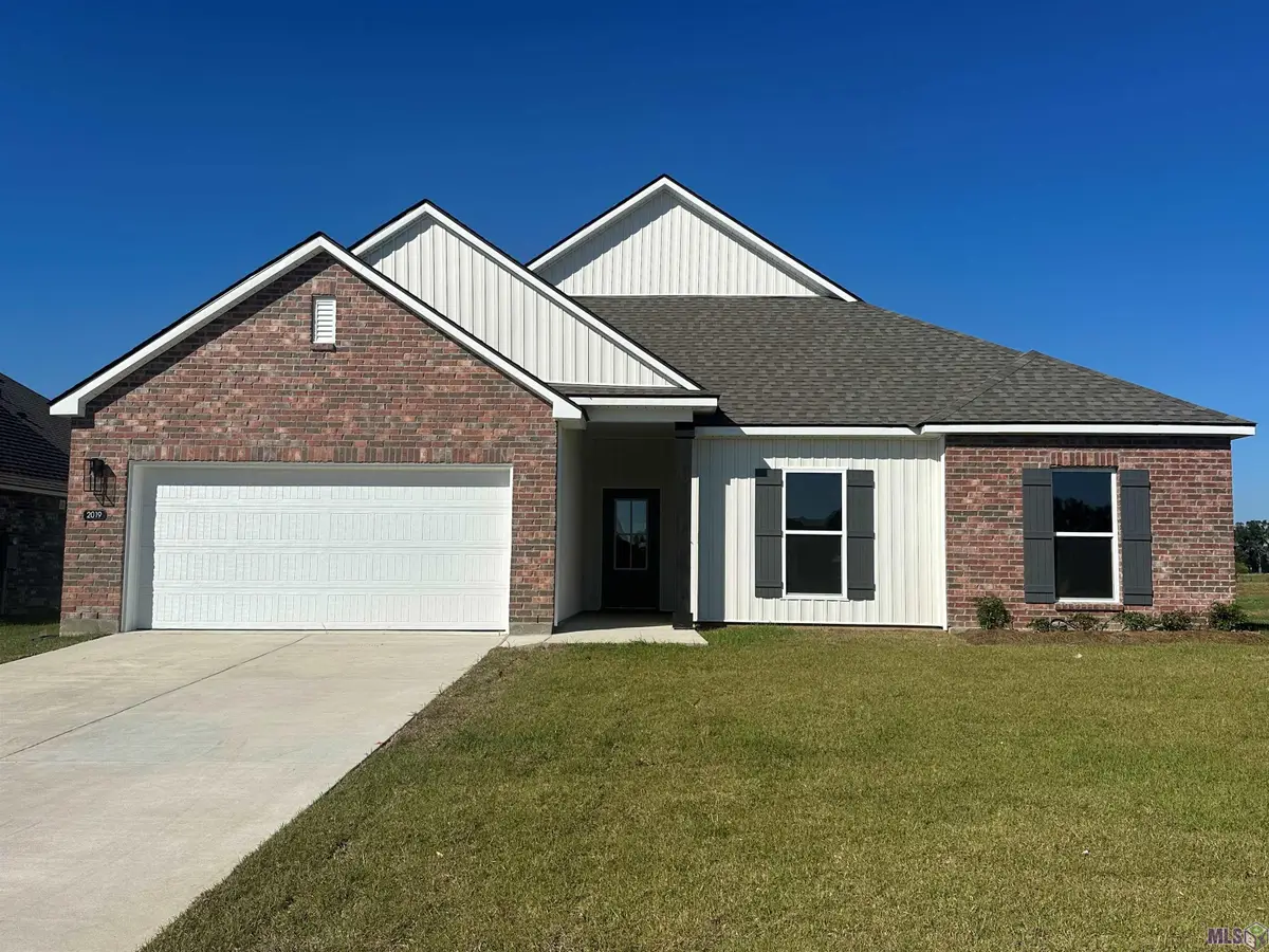 2019 Clark Ave, Zachary, LA 70791 - #1