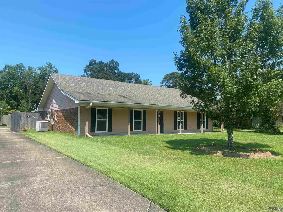 26011 Vincent Dr, Denham Springs, LA 70726 - #2