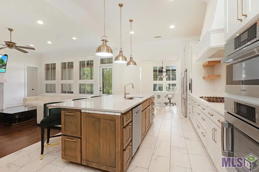 19890 Southern Hills Ave, Baton Rouge, LA 70809 - #3