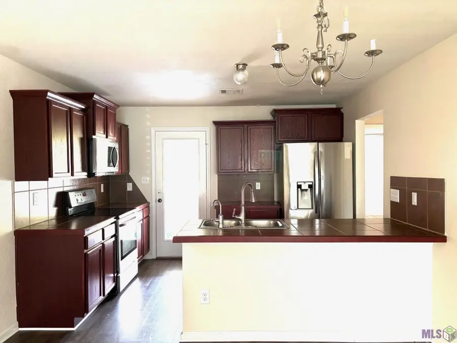 26180 Cottonwood Ct, Denham Springs, LA 70726 - #3