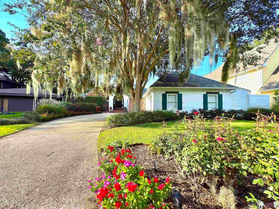 1342 Applewood Rd, Baton Rouge, LA 70808 - #2