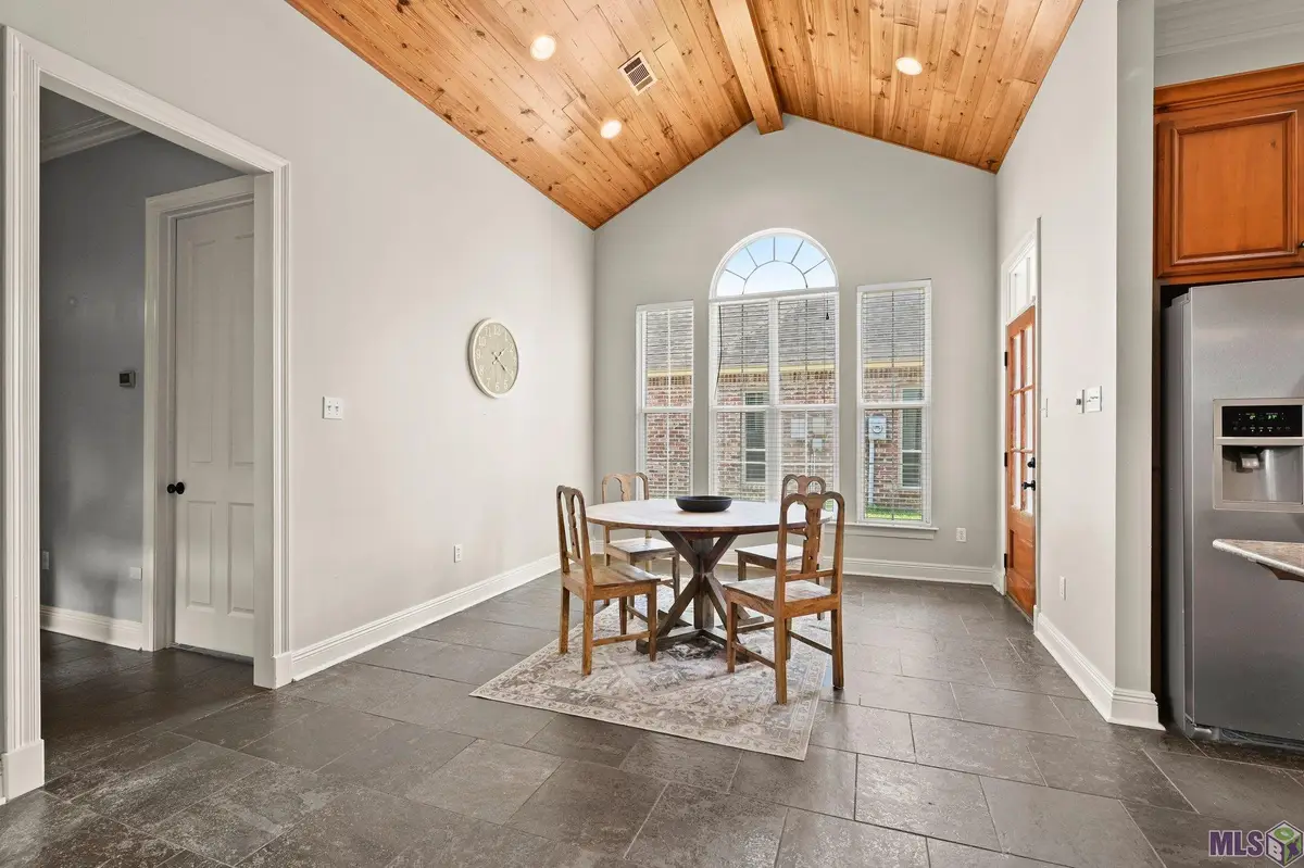 37058 Longwood Ave, Prairieville, LA 70769 - #1