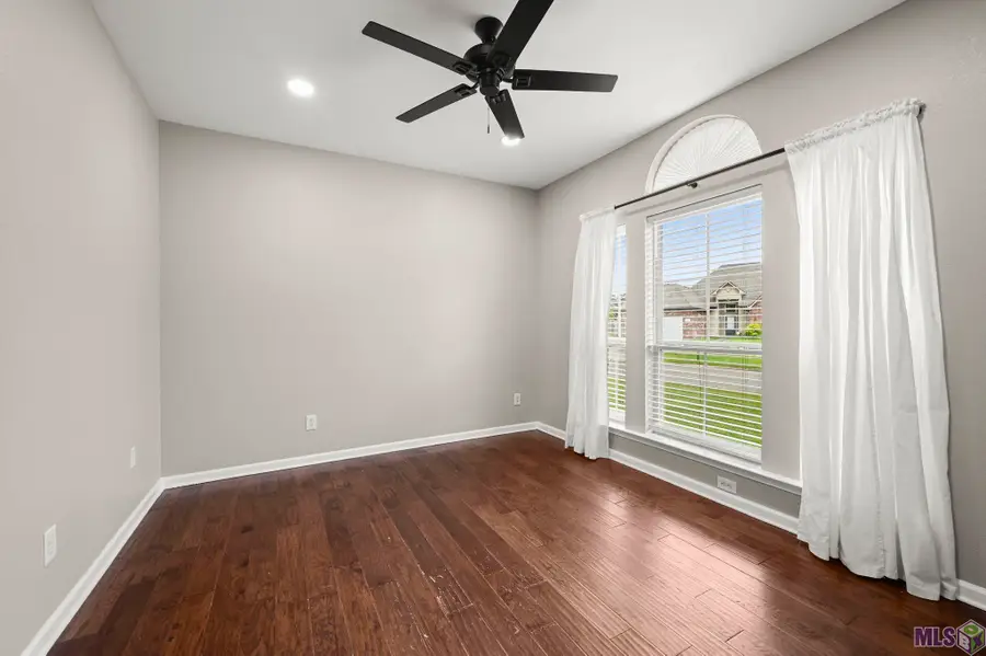 26561 Acadia Ct, Denham Springs, LA 70726 - #3