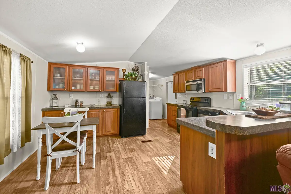 15324 E Beaver Dr, Pride, LA 70770 - #1