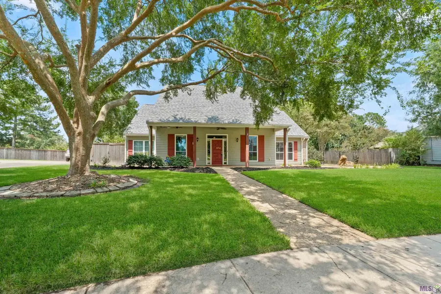 6713 N Woodgate Ct, Baton Rouge, LA 70808 - #2