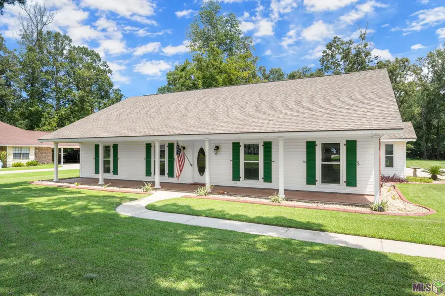 10838 Shoe Creek Dr, Baton Rouge, LA 70818 - #2