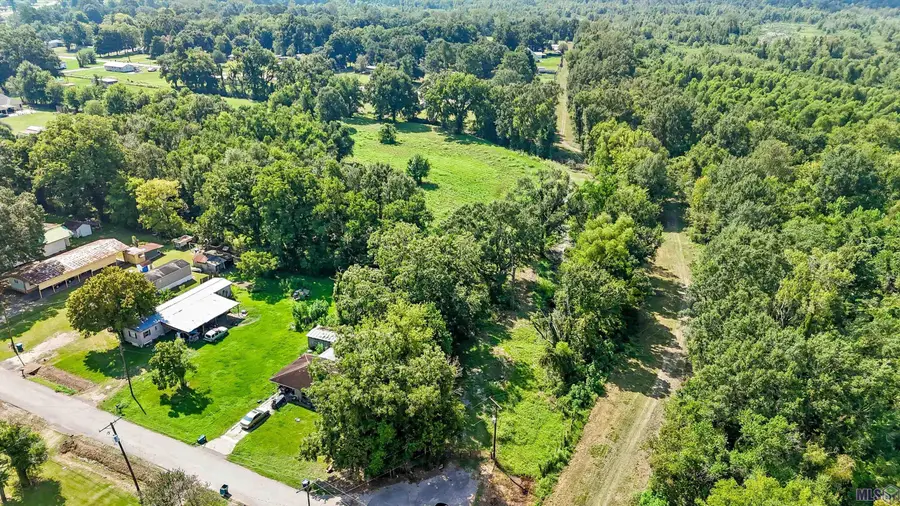 13083 Cypress St, Port Allen, LA 70767 - #3