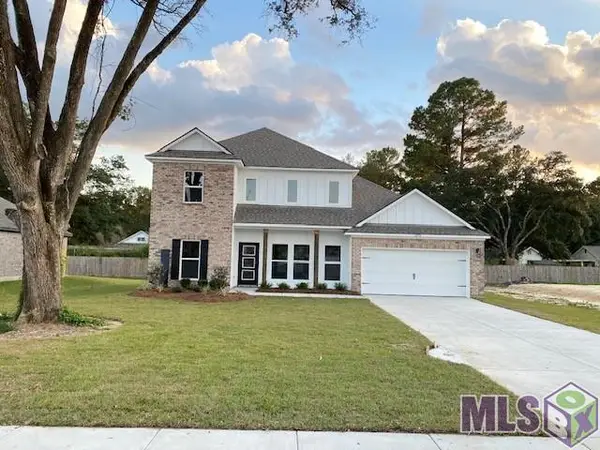 12736 Legacy Oaks Avenue, Central, LA 70818