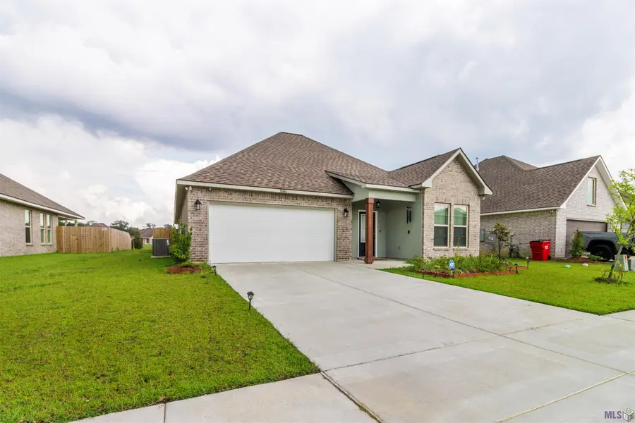 38446 Parliament Dr, Prairieville, LA 70769 - #2