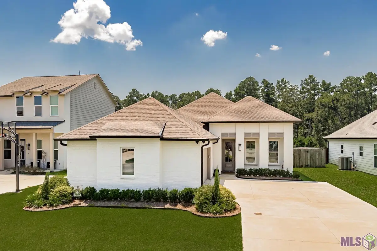 9618 South Creek Dr, Denham Springs, LA 70726 - #1