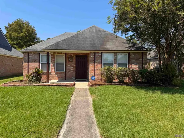 782 Elk Lake Dr, Baton Rouge, LA 70816