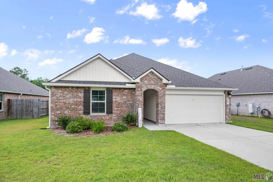 13041 Bayberry Ave, Denham Springs, LA 70706 - #2