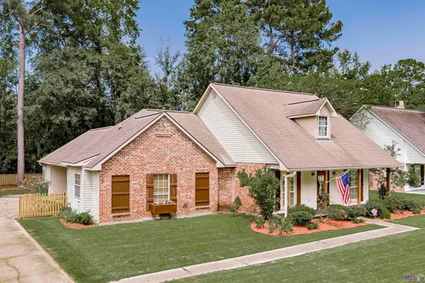 10387 Lone Pine Rd, Denham Springs, LA 70726