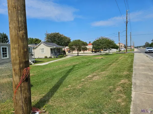 40274 La Hwy 42, Prairieville, LA 70769