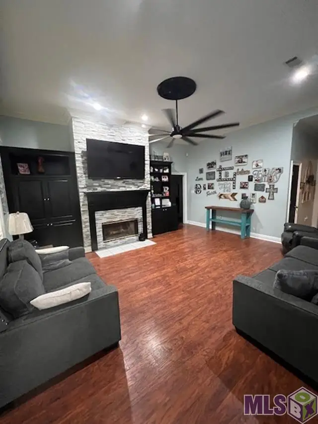 36293 Lucas Dr, Denham Springs, LA 70706 - #3