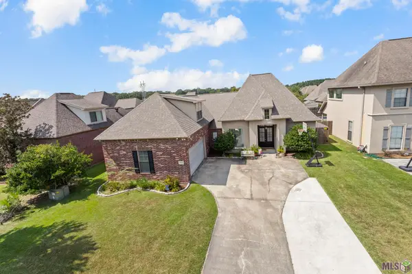 11411 Pleasant Knoll Dr, Denham Springs, LA 70726