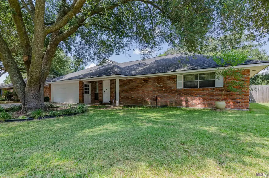 37092 Sue St, Geismar, LA 70734 - #2