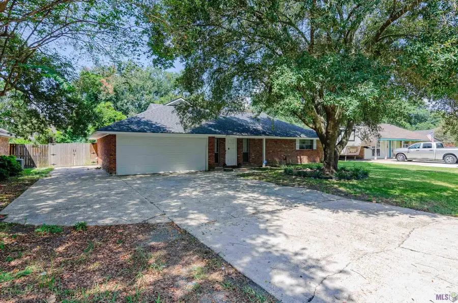 37092 Sue St, Geismar, LA 70734 - #3