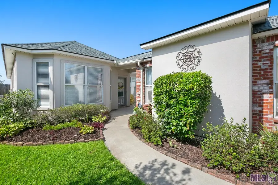 5428 Courtyard Dr, Gonzales, LA 70737 - #3