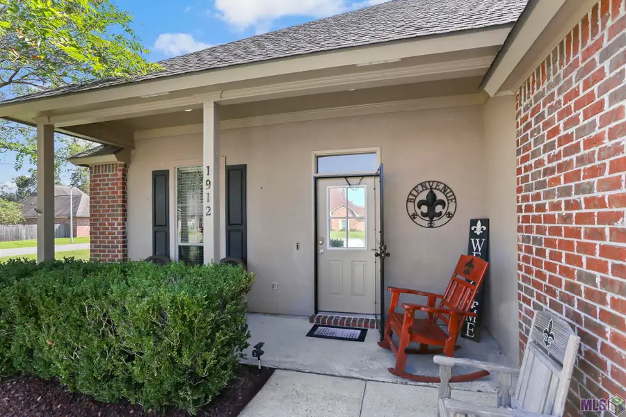 1912 S Brook Haven Ave, Gonzales, LA 70737 - #2
