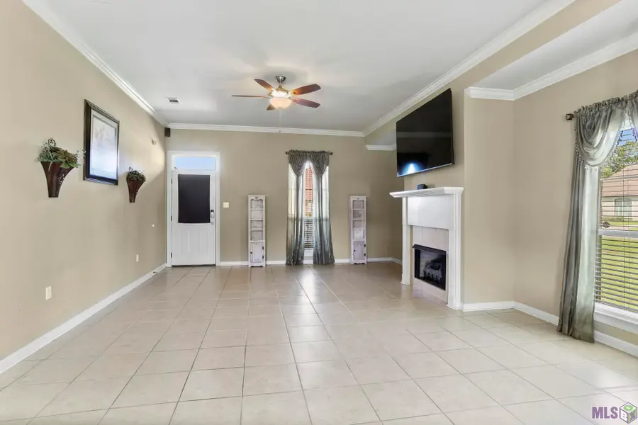 1912 S Brook Haven Ave, Gonzales, LA 70737 - #3