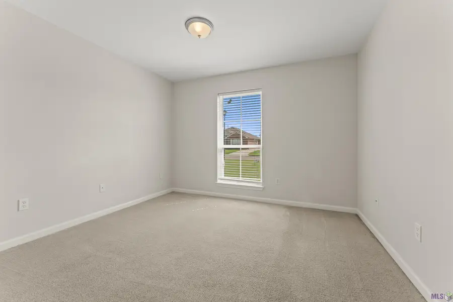 40406 Fitzgerald Dr, Darrow, LA 70725 - #3