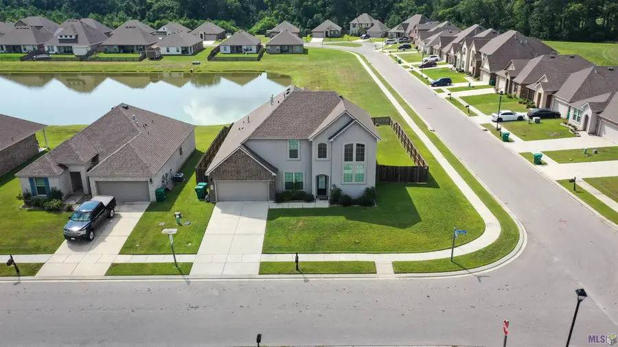 21445 W Grove Dr, Zachary, LA 70791 - #3