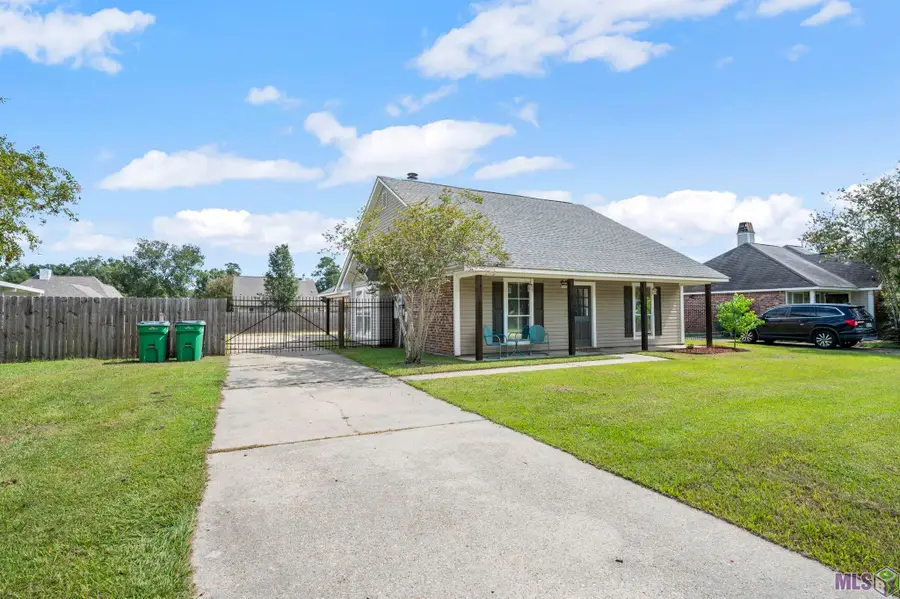 13611 S Trace Drive, Walker, LA 70785 - #2