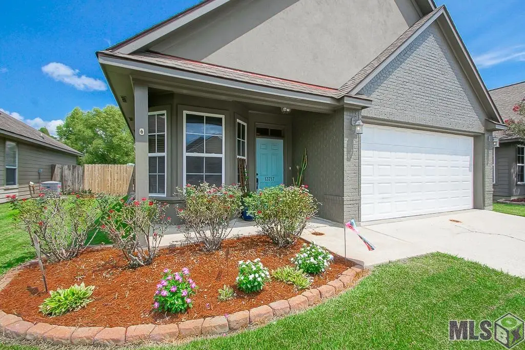 13717 Stone Gate Dr, Baton Rouge, LA 70816 - #1