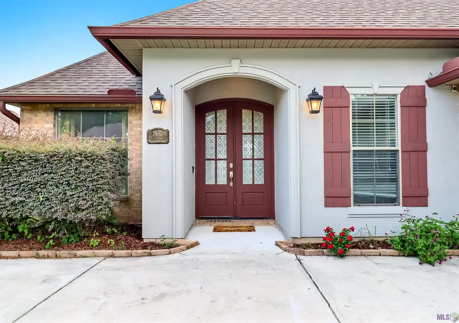 2452 Creek Hollow Ave, Zachary, LA 70791 - #3
