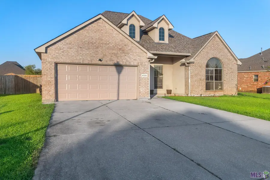 41220 Colonial Dr, Sorrento, LA 70778 - #2