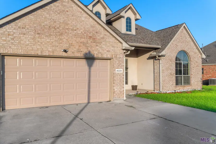 41220 Colonial Dr, Sorrento, LA 70778 - #3