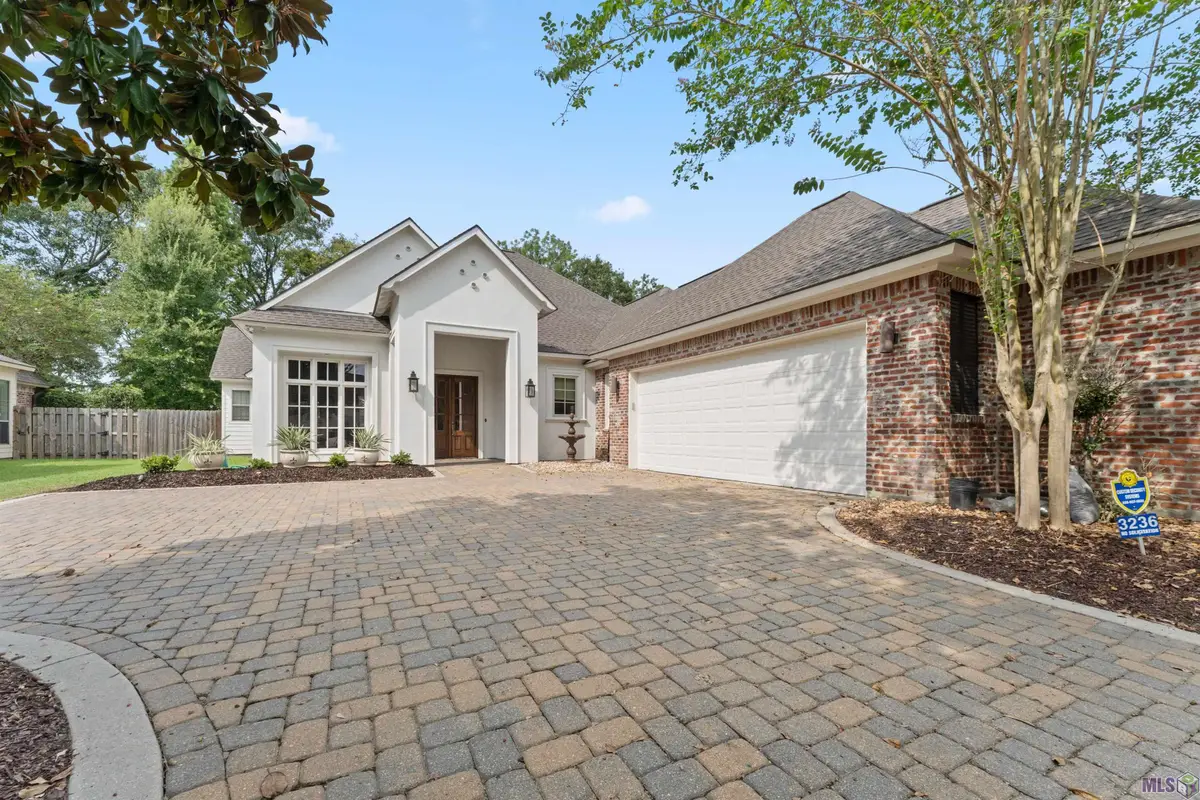 3236 Grand Field Ave, Baton Rouge, LA 70810 - #1