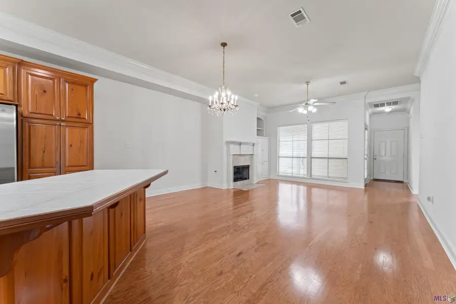 9144 Oxford Place Dr, Baton Rouge, LA 70809 - #2