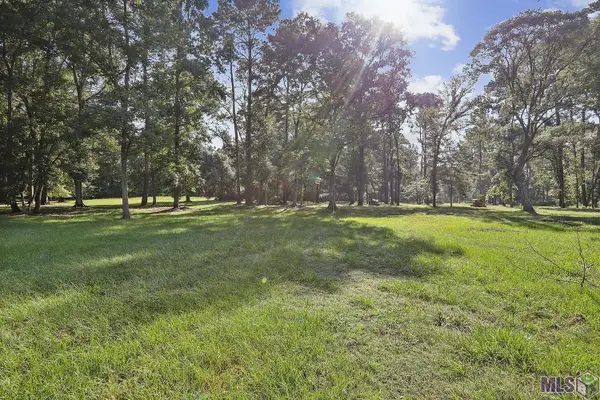 10107 Long Leaf Lane, St. Francisville, LA 70775