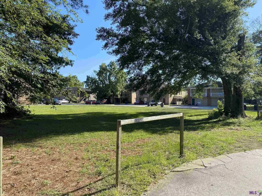 3422 & 3 448 King Bradford Dr, Baton Rouge, LA 70816 - #3