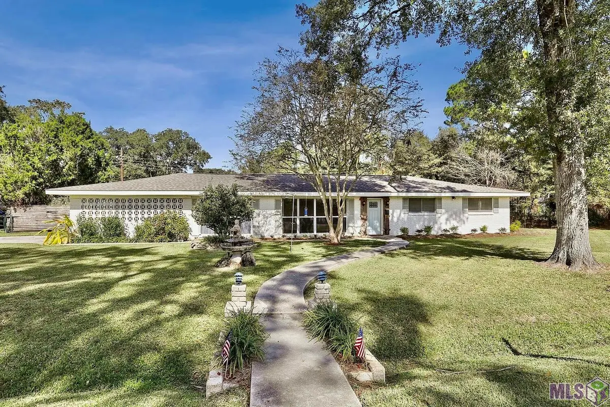 410 E Weber St, Gonzales, LA 70737 - #1