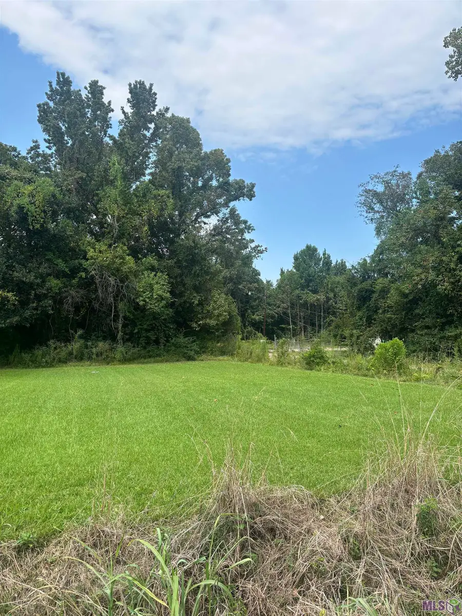 881 St John Ln, Baton Rouge, LA 70807 - #3