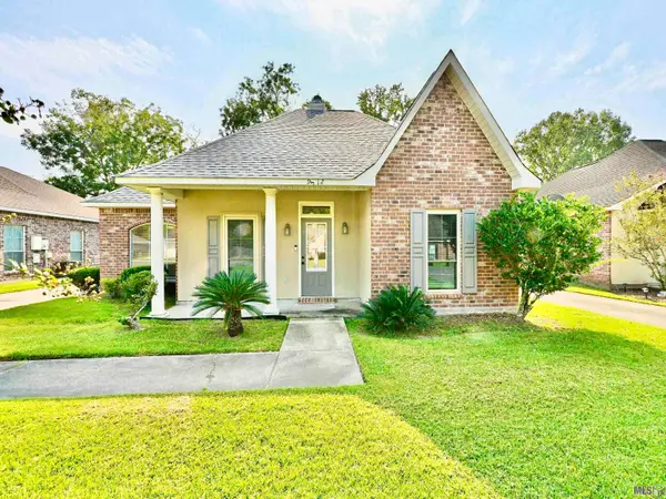 9512 Overwood Dr, Greenwell Springs, LA 70739