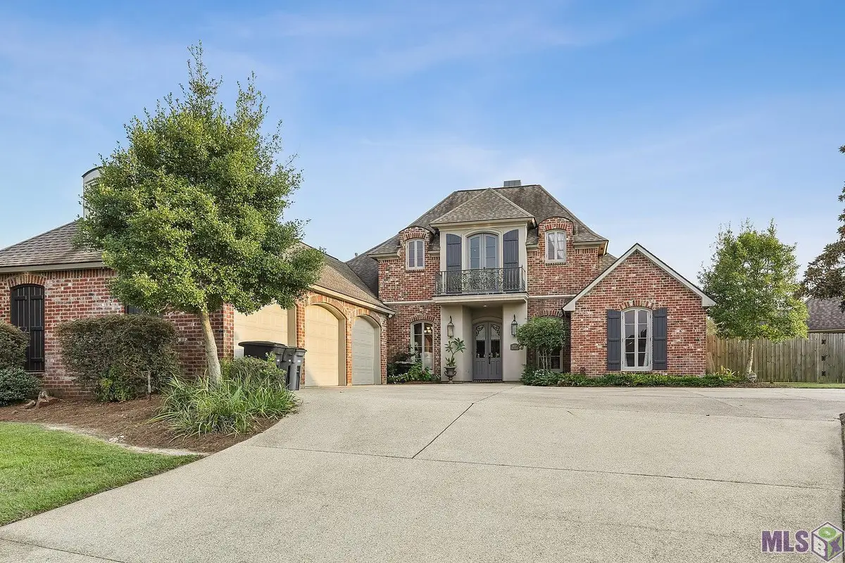 18522 Lake Stream Dr, Greenwell Springs, LA 70739 - #1