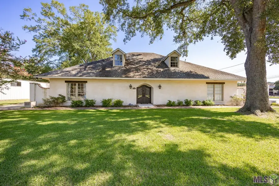 8851 Menlo Dr, Baton Rouge, LA 70808 - #2