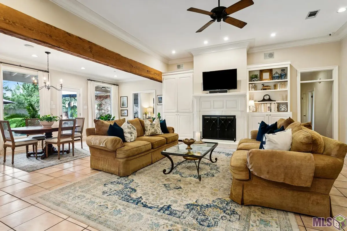 3339 Tezcucco Dr, Baton Rouge, LA 70820 - #1
