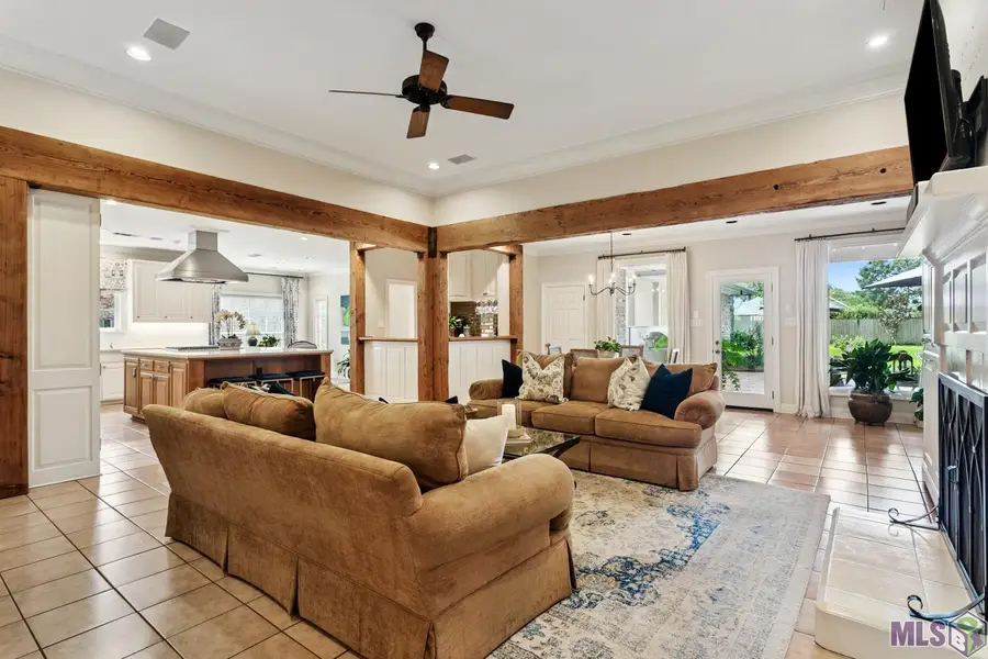 3339 Tezcucco Dr, Baton Rouge, LA 70820 - #3