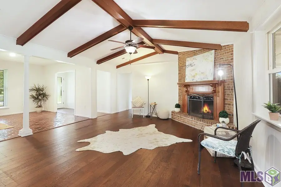 11710 N Oak Hills Pkwy, Baton Rouge, LA 70810 - #3